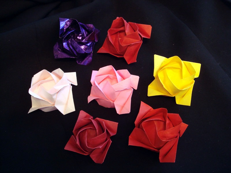 折り紙 バラの花